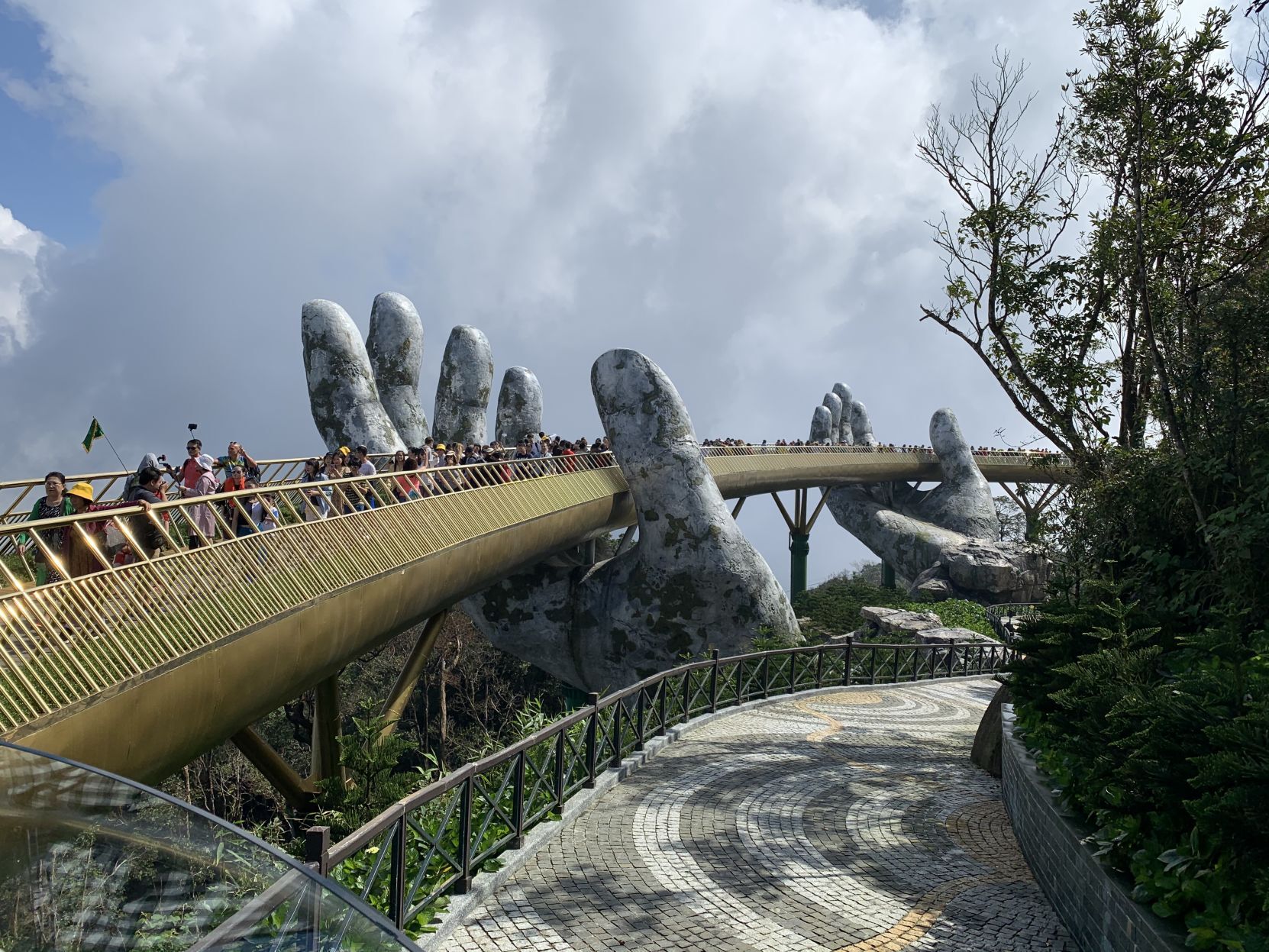 Golden Bridge in Vietnam, Ba Na Hills